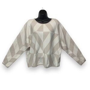 T Tahari Tan And White Sweater